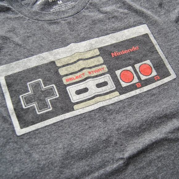 Nintendo Entertainment System (NES) Medium Gray Short Sleeve Shirt - Picture 2 of 4